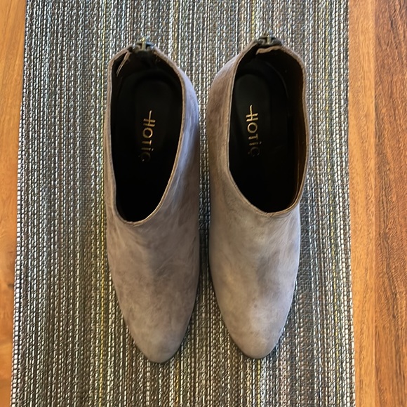 Fabulous original suede Hotic ankle boots (European brand) size 37, mink color - Picture 3 of 5